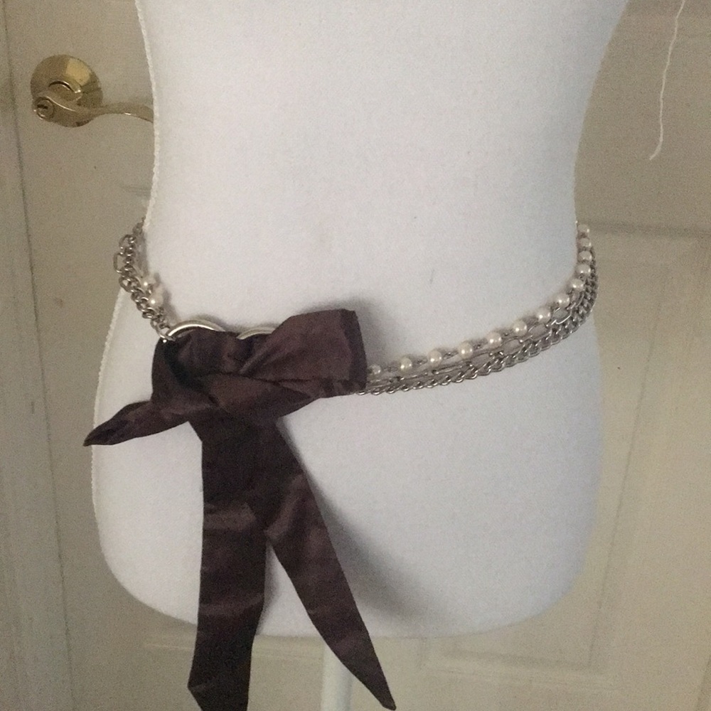 Faux pearl silver chain waist belt
